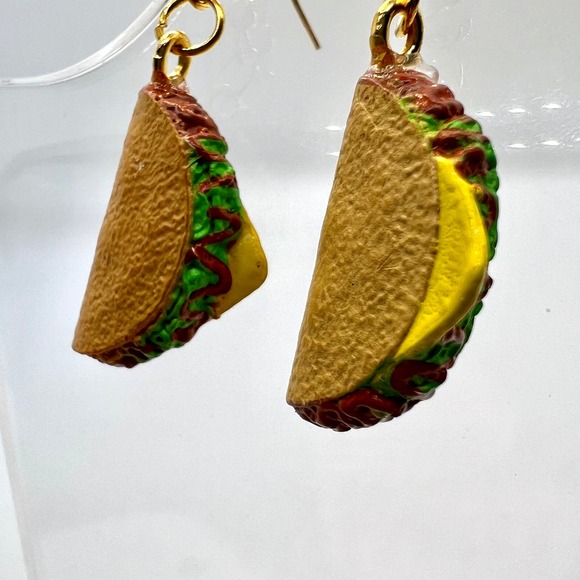 Taco Earrings - Food Earrings - Mini Brands Foodie Series 2 - Fun Earrings - Picture 6 of 9